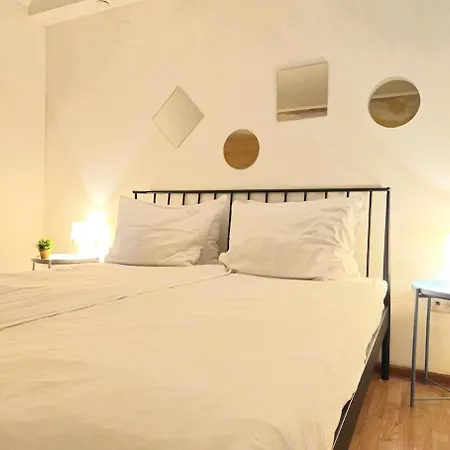 Charming 1 46 In The Centre Of Szarajevó